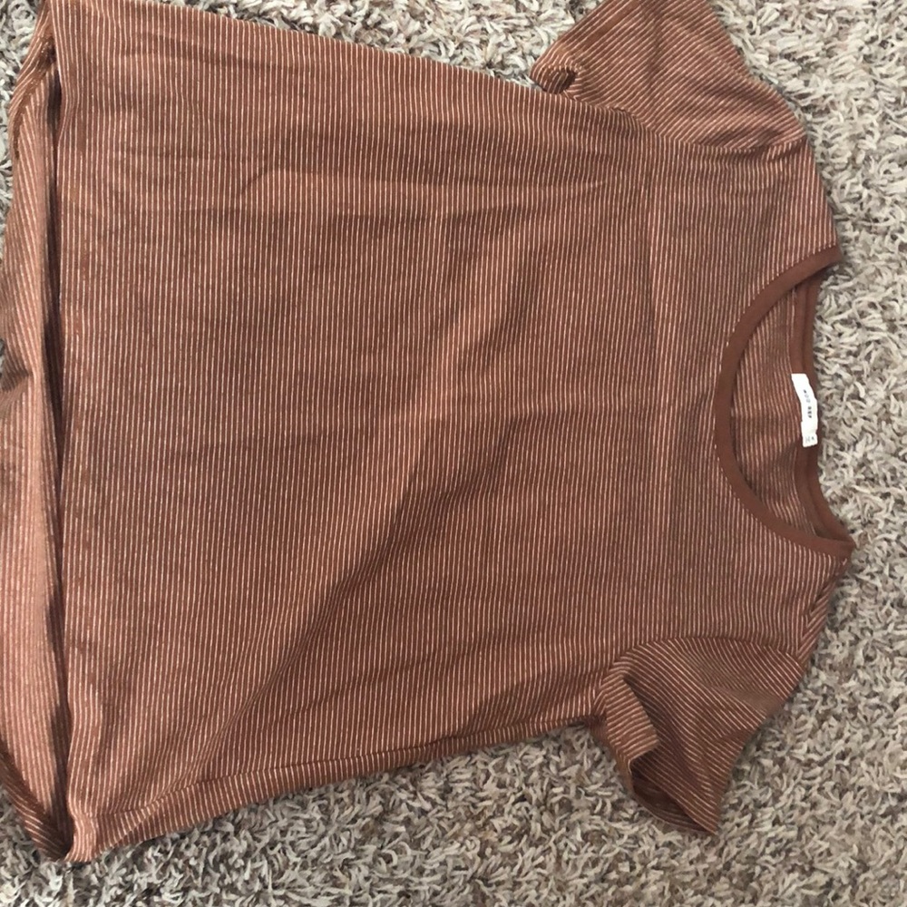 Mod ref camel colored t shirt